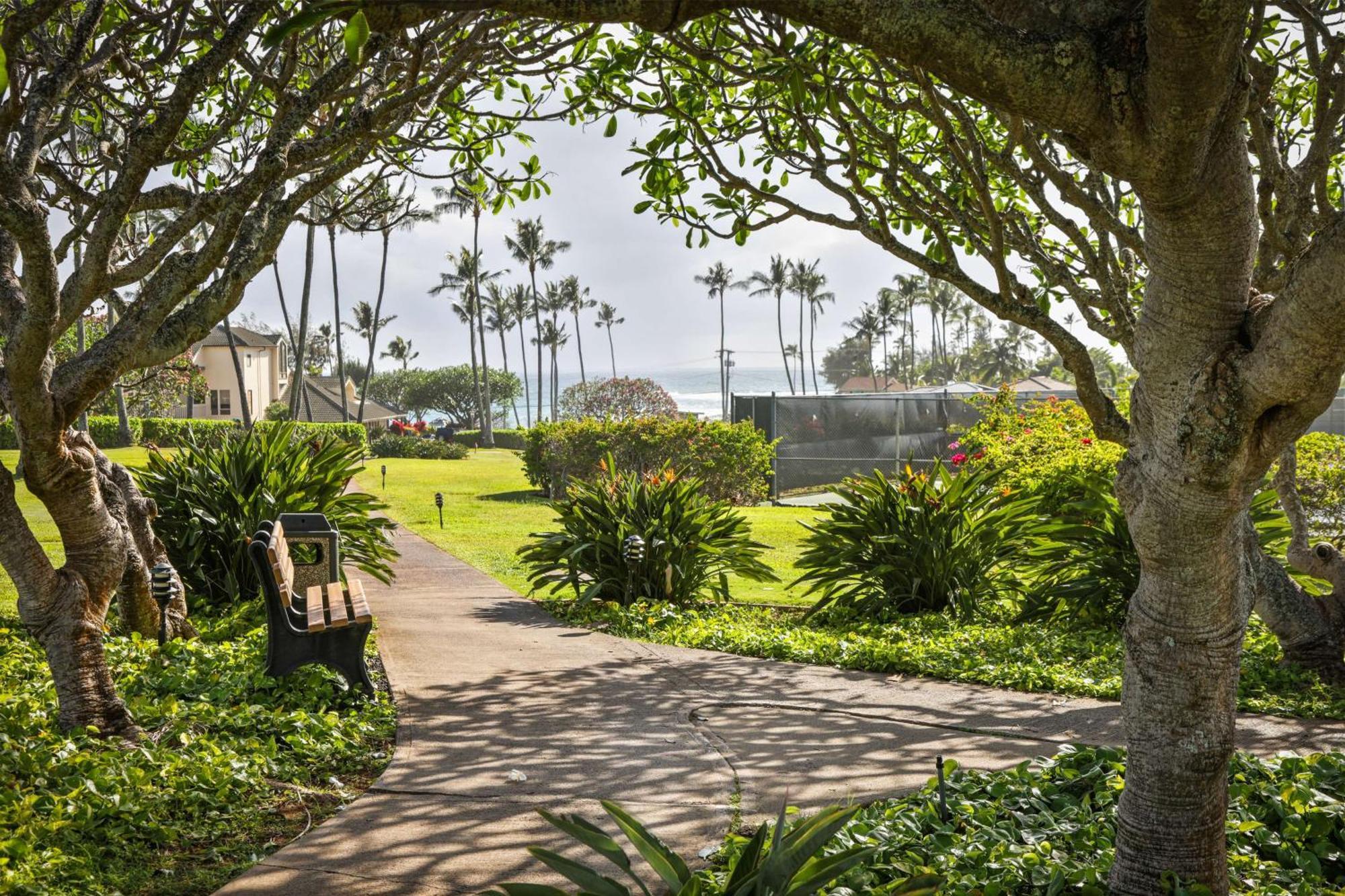 Aston At Poipu Kai Aparthotel Koloa Ngoại thất bức ảnh